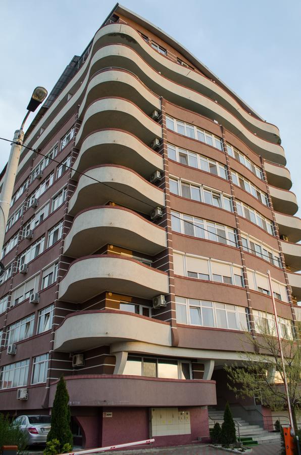 Plaza Apartament Oradea Exterior foto